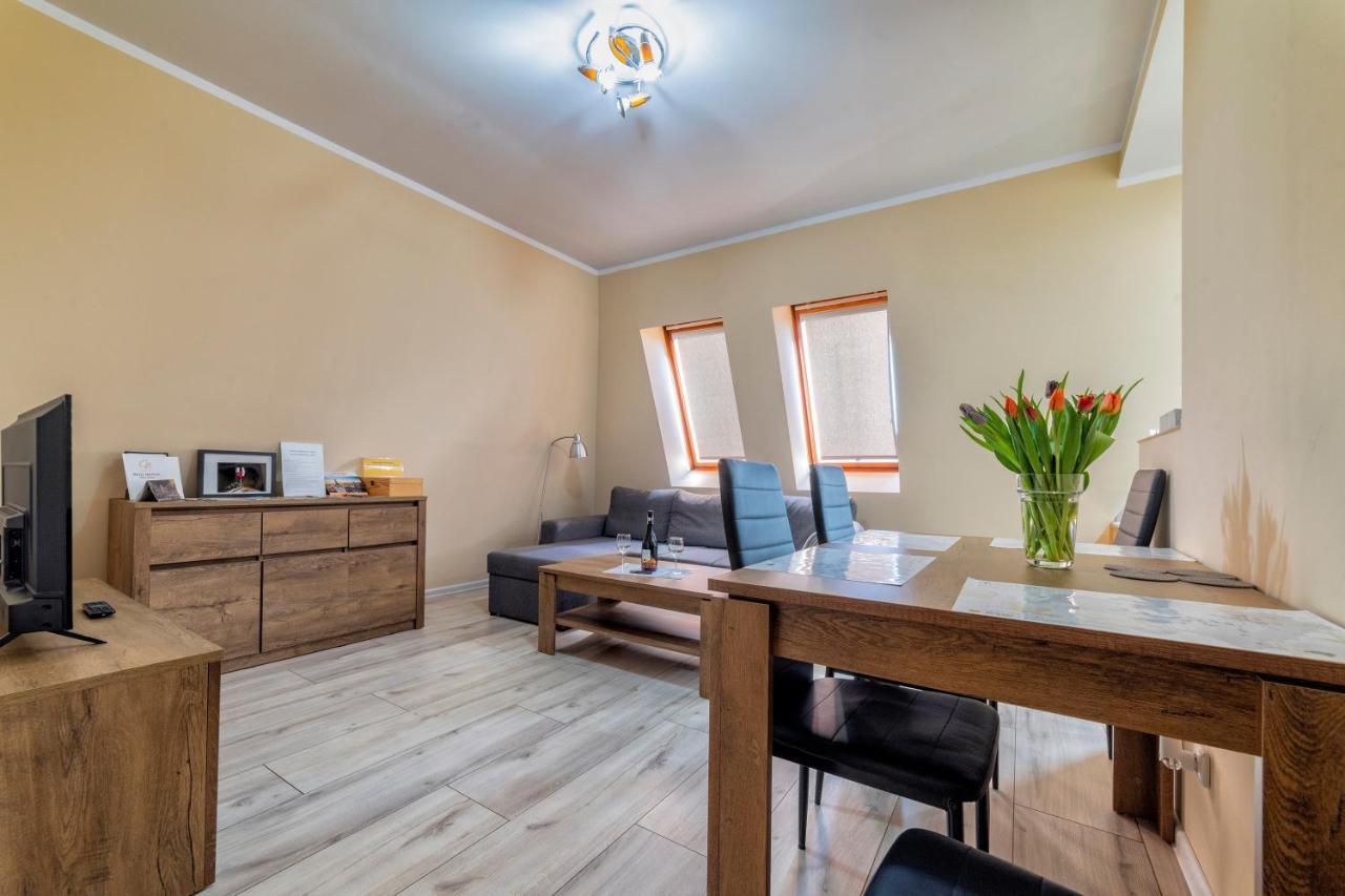 Apartamenty Alicja Dzierżoniów Εξωτερικό φωτογραφία