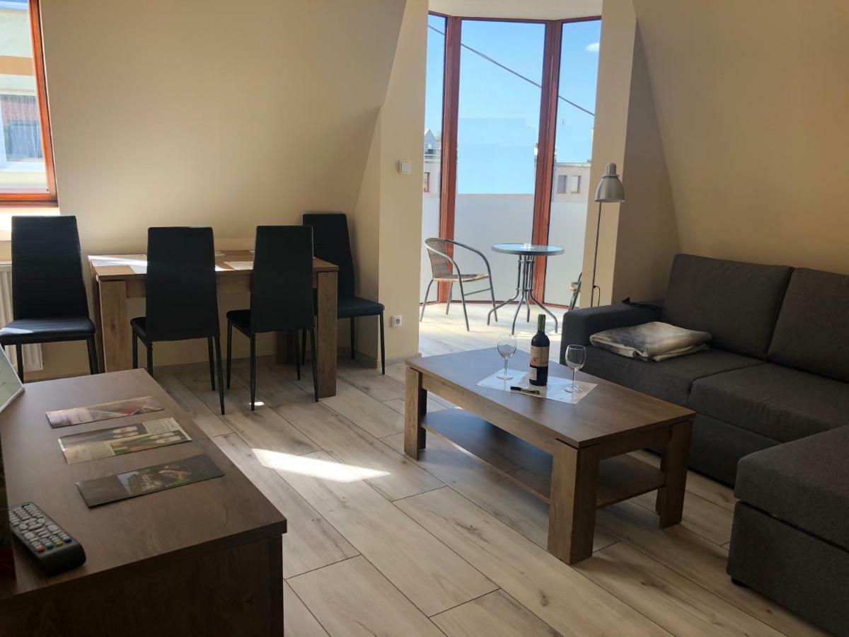 Apartamenty Alicja Dzierżoniów Εξωτερικό φωτογραφία
